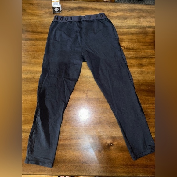 NWT Women’s Under Armor Leggings Size Small - Picture 3 of 5